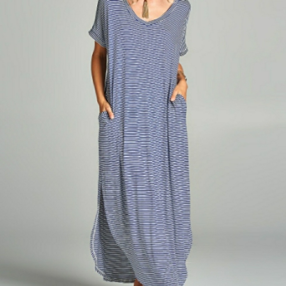 Oversized maxi stripe dress with pockets